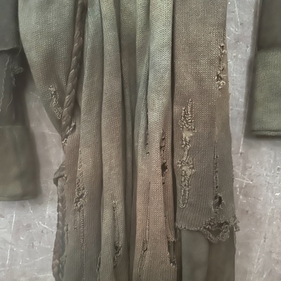 distressed dystopian robe cardigan - Picture 8 of 10